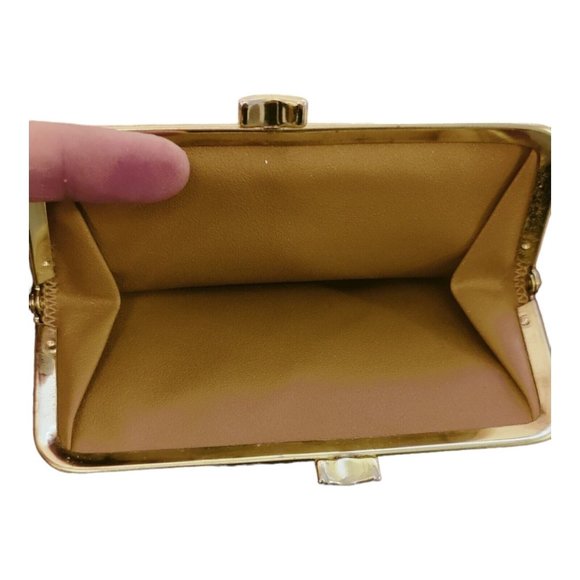 Vintage Buxton Wallet Clutch Red Burgundy Leather Top Grain Cowhide Kiss Lock - Picture 4 of 10